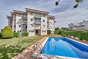 Foto Venta de piso con piscina y terraza en Bonavista (El Vendrell), Romaní